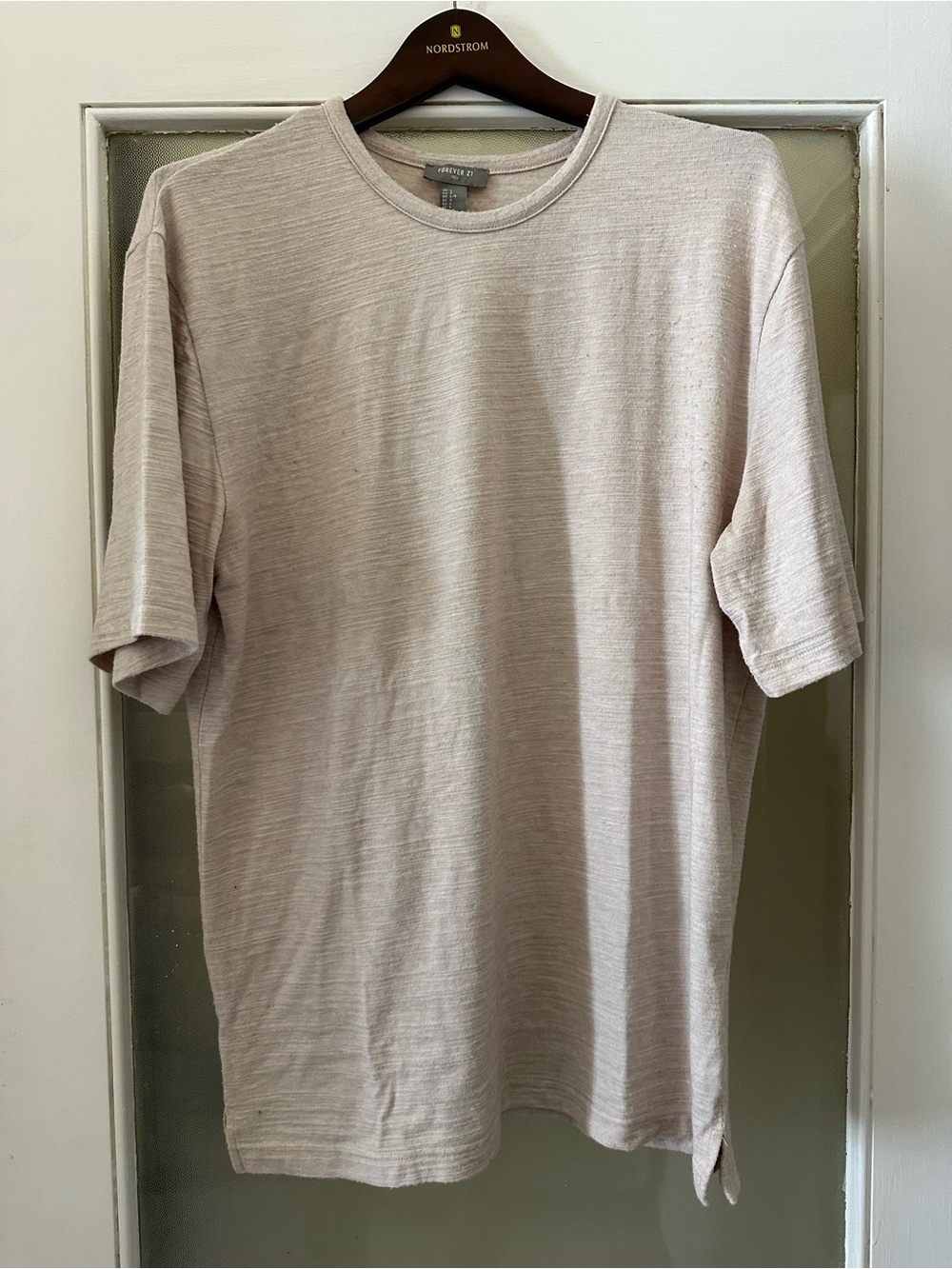 Men’s Beige Forever21 Crewneck Short-Sleeve Shirt